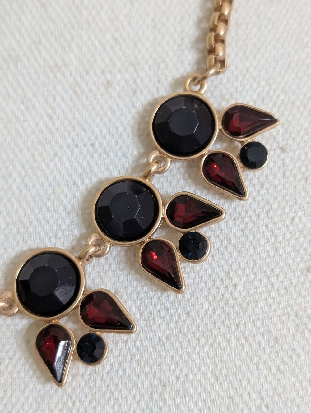 Chico's Gold-Tone Midnight Blue & Burgundy Statement Necklace NWOT - Picture 4 of 5